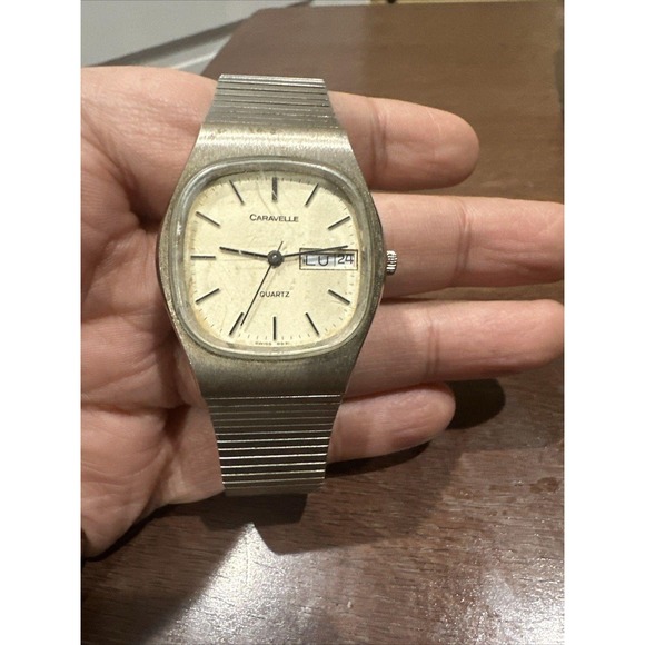 Runs Vintage Caravelle By Bulova Watch Men 32mm Silver Tone Date Day New Battery - Picture 1 of 8